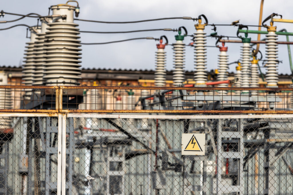 Proyectos Eléctricos en Media y Alta Tensión