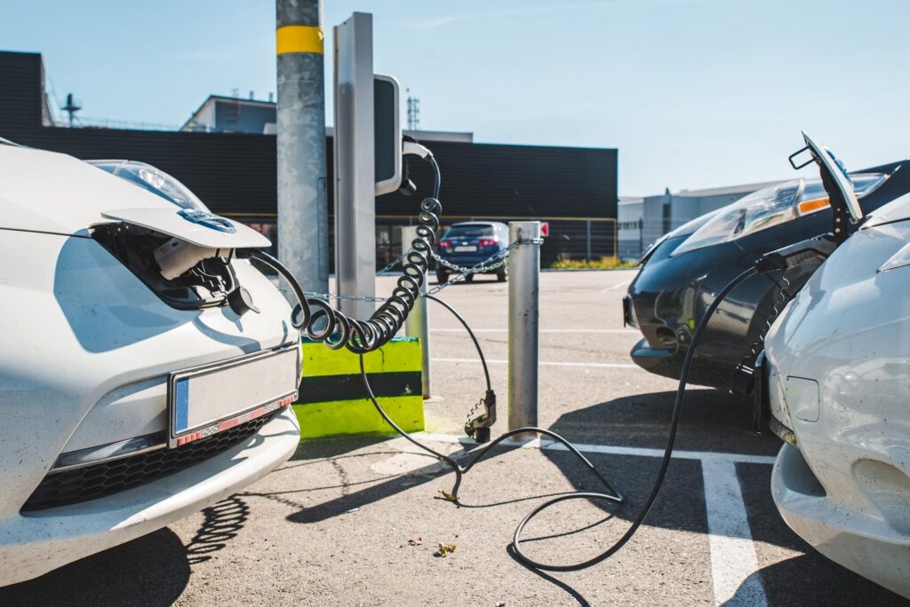 Proyectos de Recarga para Vehículos Eléctricos