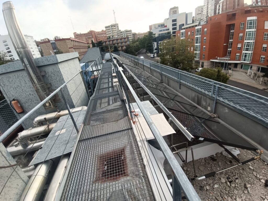 placas solares vistas desde tejado